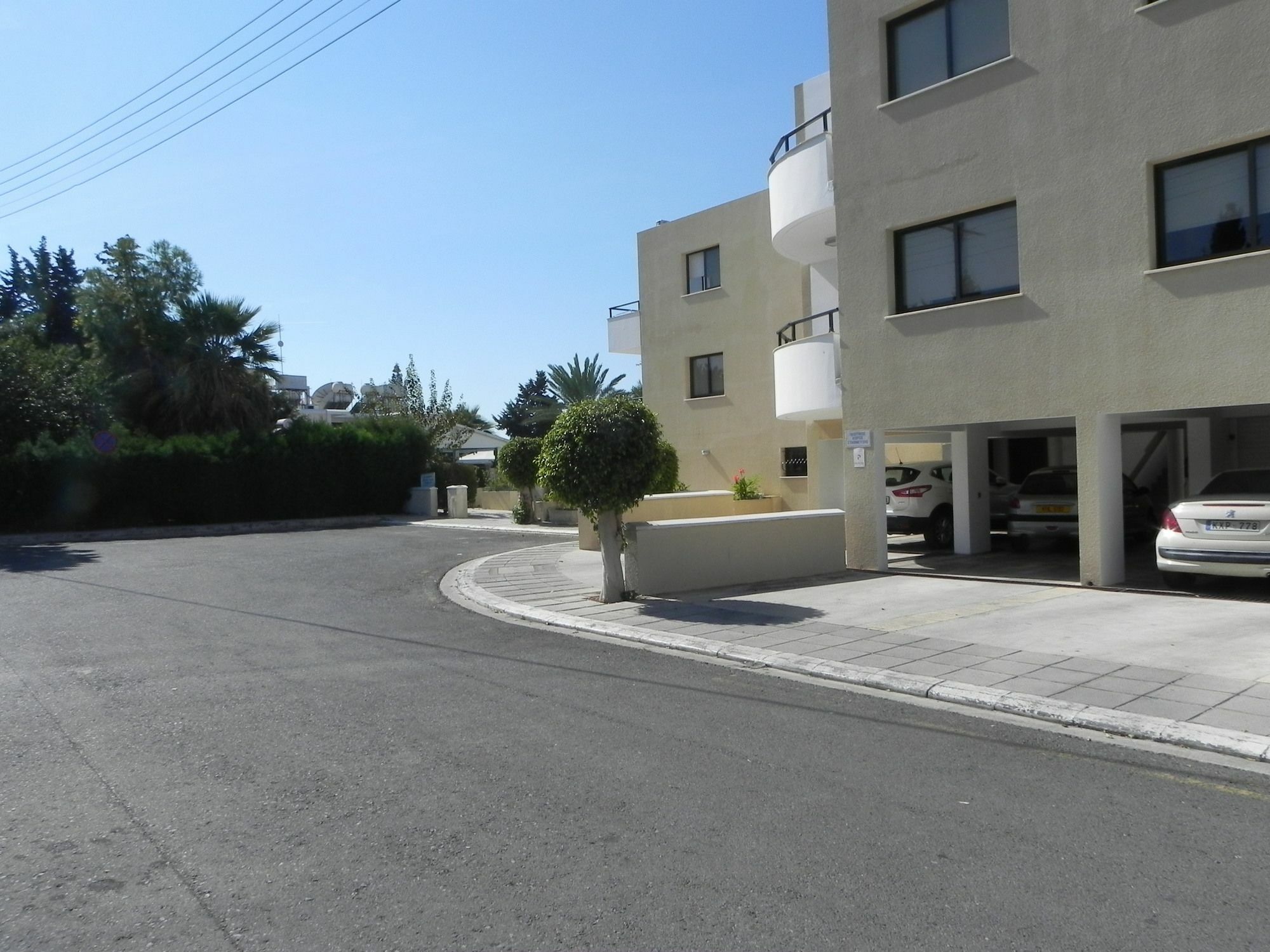 Andries Apartments Paphos Exterior photo
